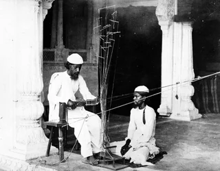 Goldspitzenmacher, ca. 1863